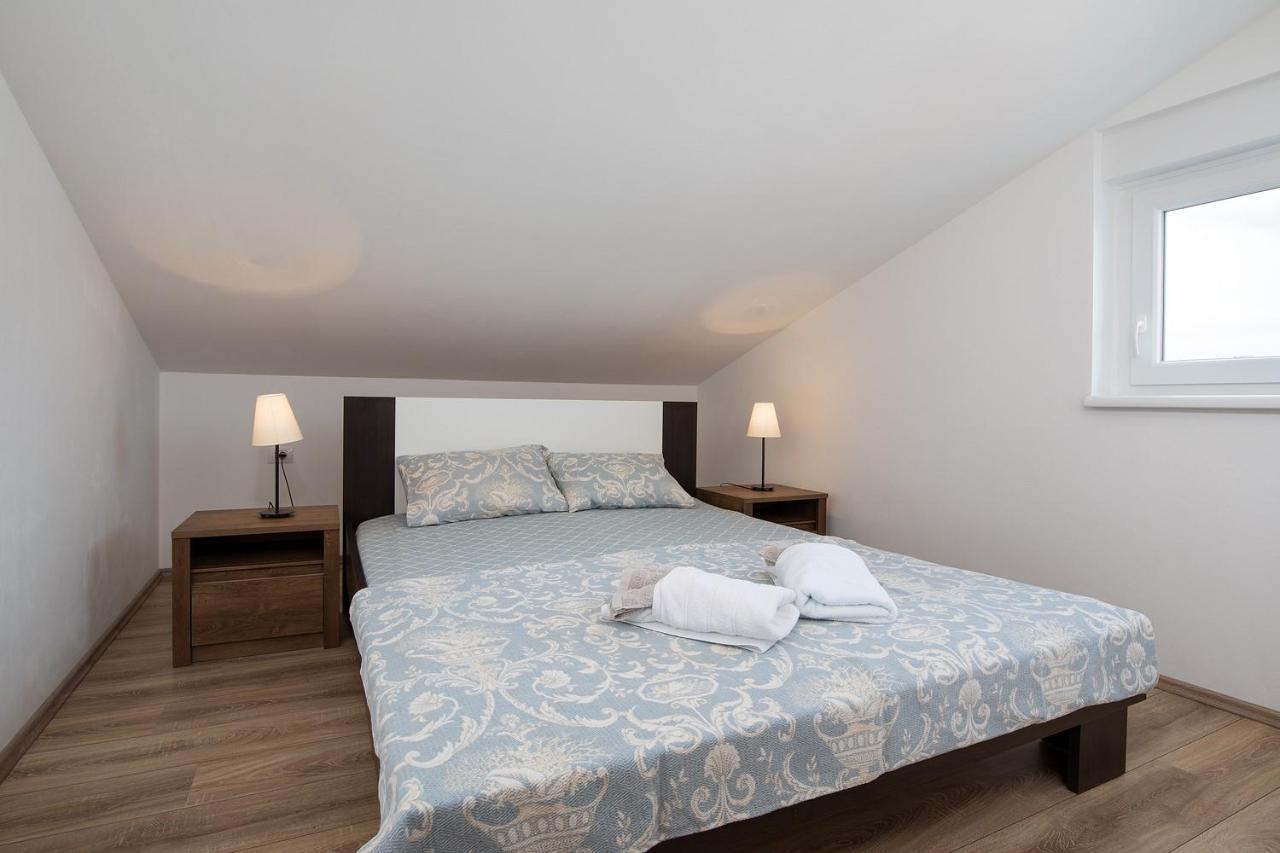 Apartments Jakoplic 메덜린 외부 사진